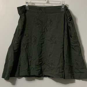 Old Navy floral design skirt
